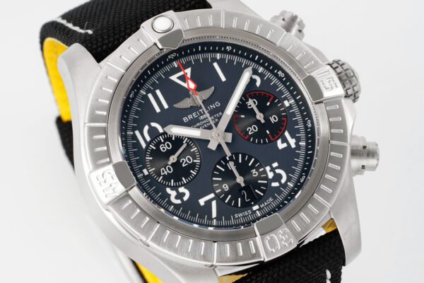 best replica luxury Breitling watches Men's high quality imitation Avenger 1071780157 - Image 2