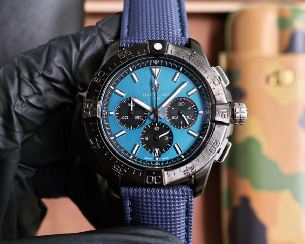 best replica luxury Breitling watches Men's high quality imitation Avenger 1044701401 - Image 2