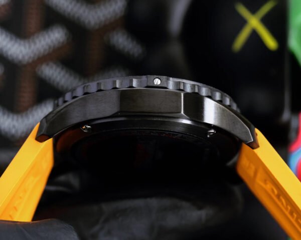 best replica luxury Breitling watches Men's high quality imitation Endurance Pro 1044701882 - Image 3