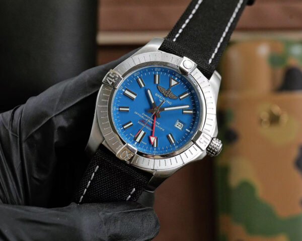 best replica luxury Breitling watches Men's high quality imitation Avenger 1044701536 - Image 3