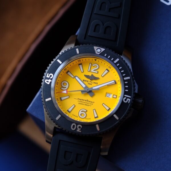 best replica luxury Breitling watches Men's high quality imitation Superocean 1070431172 - Image 3