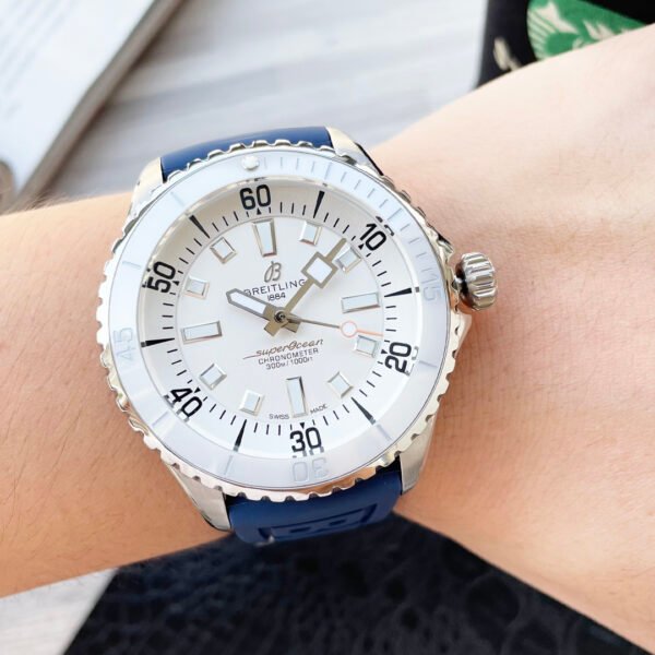 best replica luxury Breitling watches Men's high quality imitation Superocean 1044701738 - Image 3
