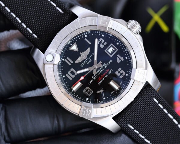 best replica luxury Breitling watches Men's high quality imitation Avenger 1044701476 - Image 3