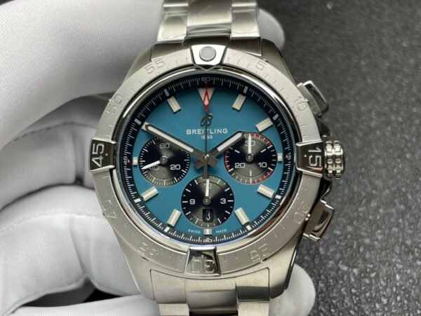 best replica luxury Breitling watches Men's high quality imitation Avenger 1075159339 - Image 3