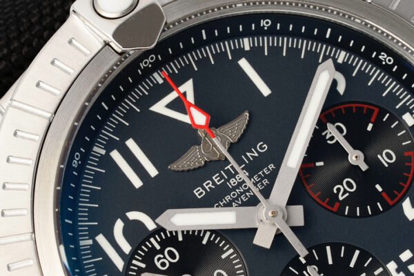 best replica luxury Breitling watches Men's high quality imitation Avenger 1071780157 - Image 4
