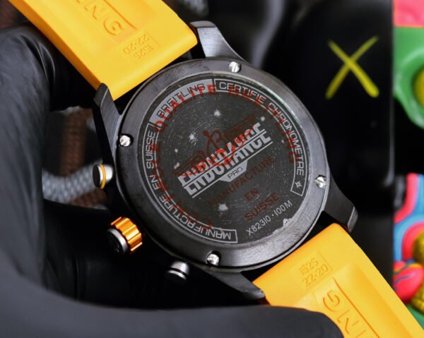 best replica luxury Breitling watches Men's high quality imitation Endurance Pro 1044701882 - Image 4