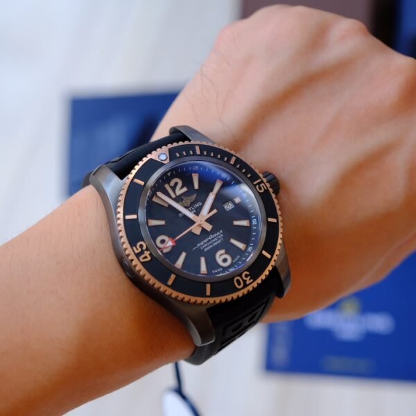 best replica luxury Breitling watches Men's high quality imitation Superocean 1070431169 - Image 4
