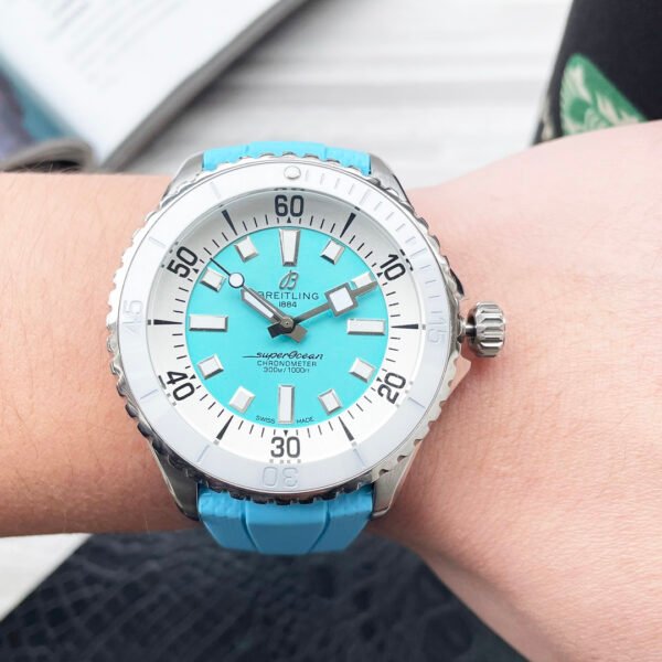 best replica luxury Breitling watches Men's high quality imitation Superocean 1044701697 - Image 4