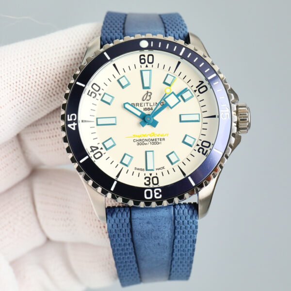 best replica luxury Breitling watches Men's high quality imitation Superocean 1044702503 - Image 4