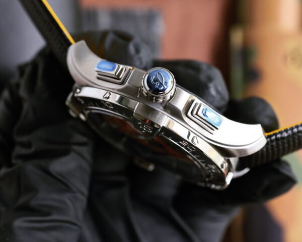 best replica luxury Breitling watches Men's high quality imitation Avenger 1044701424 - Image 5