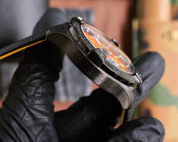 best replica luxury Breitling watches Men's high quality imitation Avenger 1044701338 - Image 6