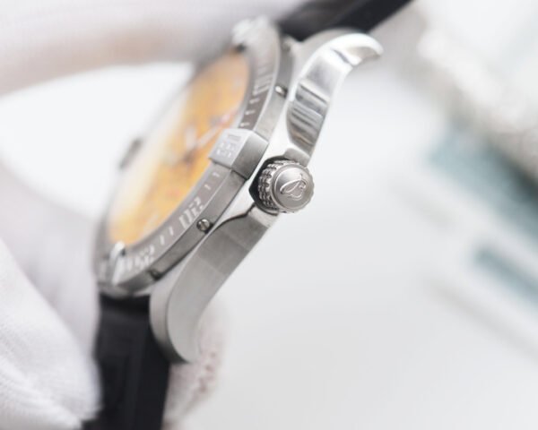 best replica luxury Breitling watches Men's high quality imitation Avenger 1044701654 - Image 7