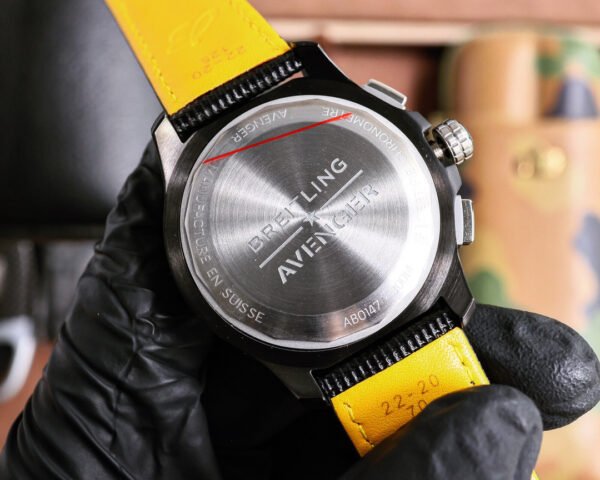 best replica luxury Breitling watches Men's high quality imitation Avenger 1044701338 - Image 8