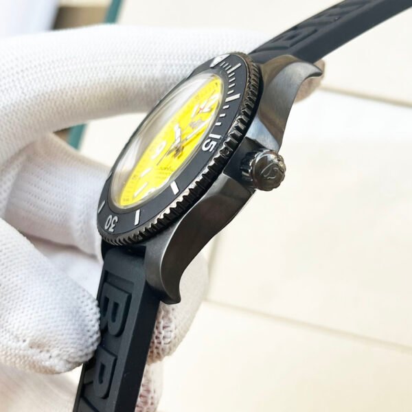 best replica luxury Breitling watches Men's high quality imitation Superocean 1044701544 - Image 8