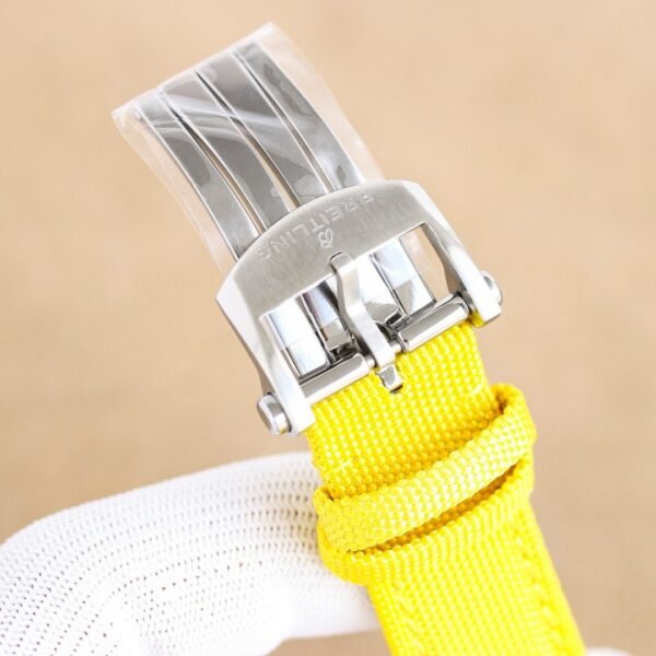 best replica luxury Breitling watches Men high quality imitation Avenger 1058471947 - Image 8