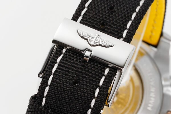 best replica luxury Breitling watches Men's high quality imitation Avenger 1071780157 - Image 9