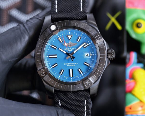 best replica luxury Breitling watches Men's high quality imitation Avenger 1044701517 - Image 9