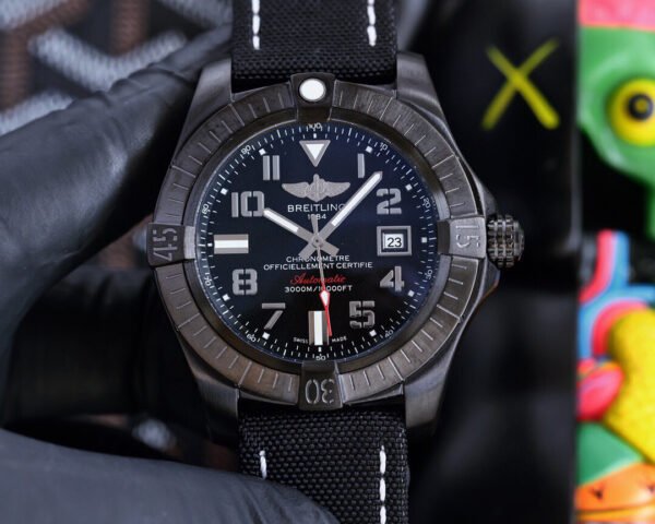 best replica luxury Breitling watches Men's high quality imitation Avenger 1044701476 - Image 9